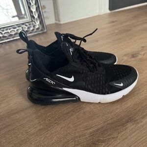 Nike Women’s Air Max 270